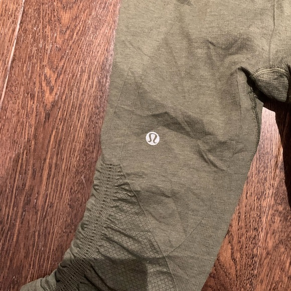 Lululemon In The Flow Clinched Crop Leggings - Picture 5 of 7